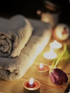 697977384: Chica busca chico en Ibiza