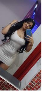 667406350: Chica busca chico en Barcelona