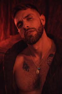 632248137: Chico busca chica en Zaragoza