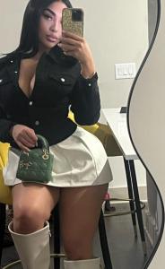 660685737: Chica busca chico en Pontevedra