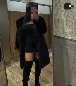 624302743: Chica busca chico en Sevilla