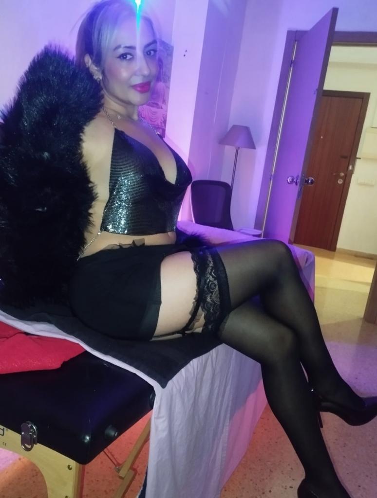 Chica busca chico en Alicante: 