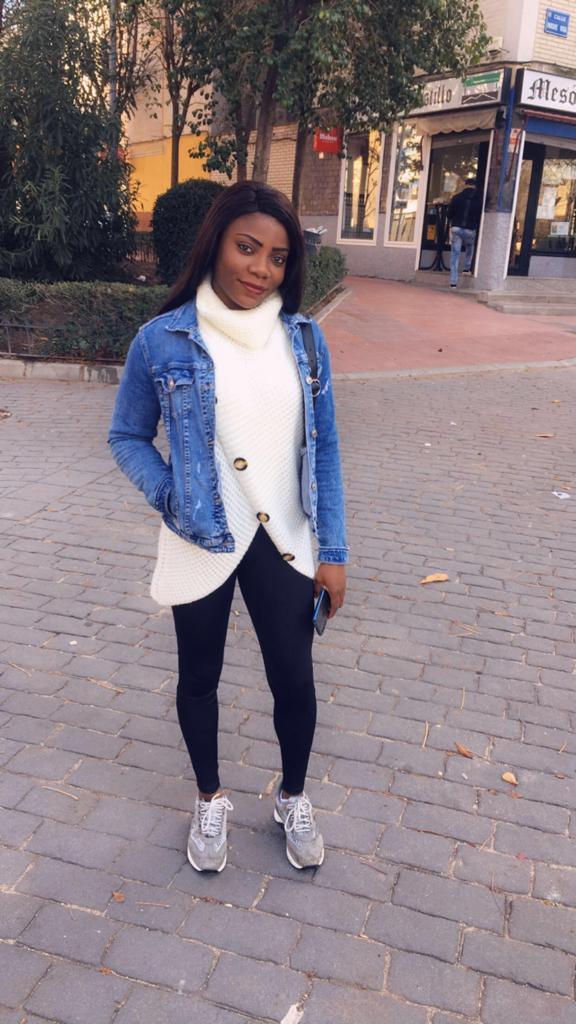 Chica busca chico en Cádiz: 