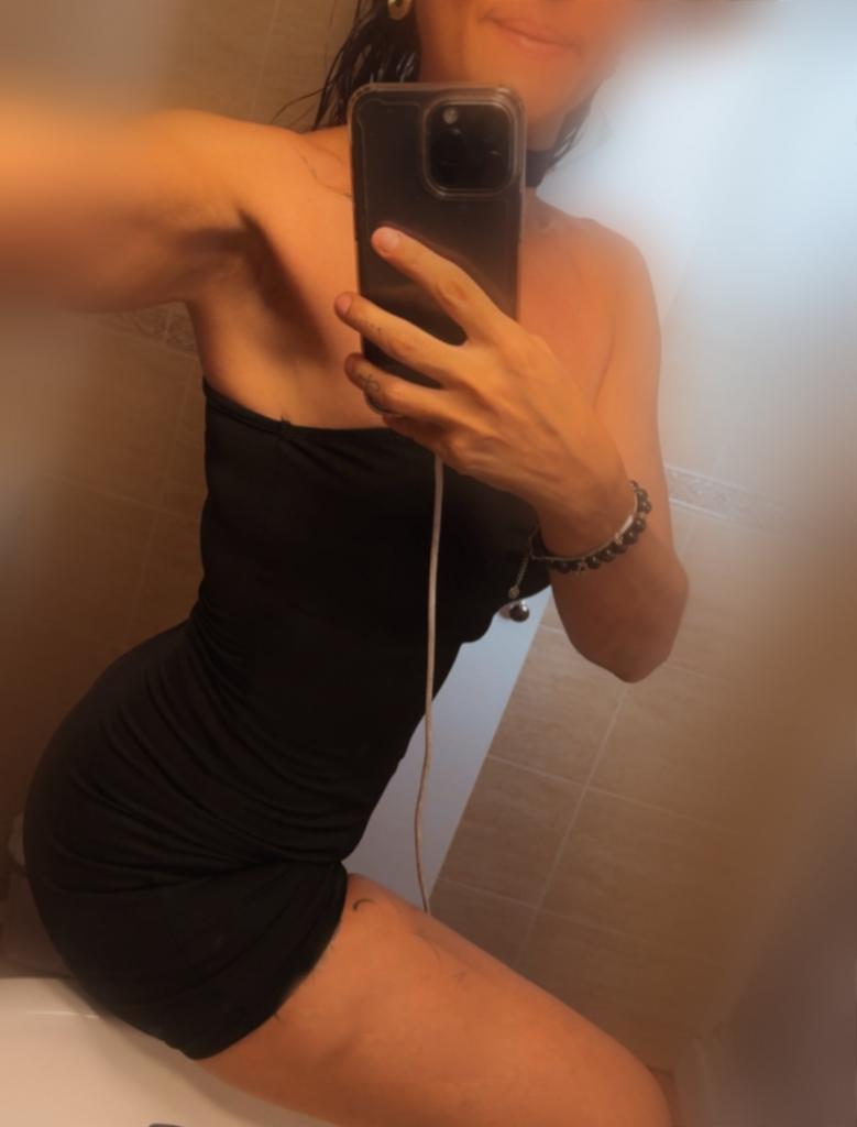 623987290: Chica busca chico en Málaga