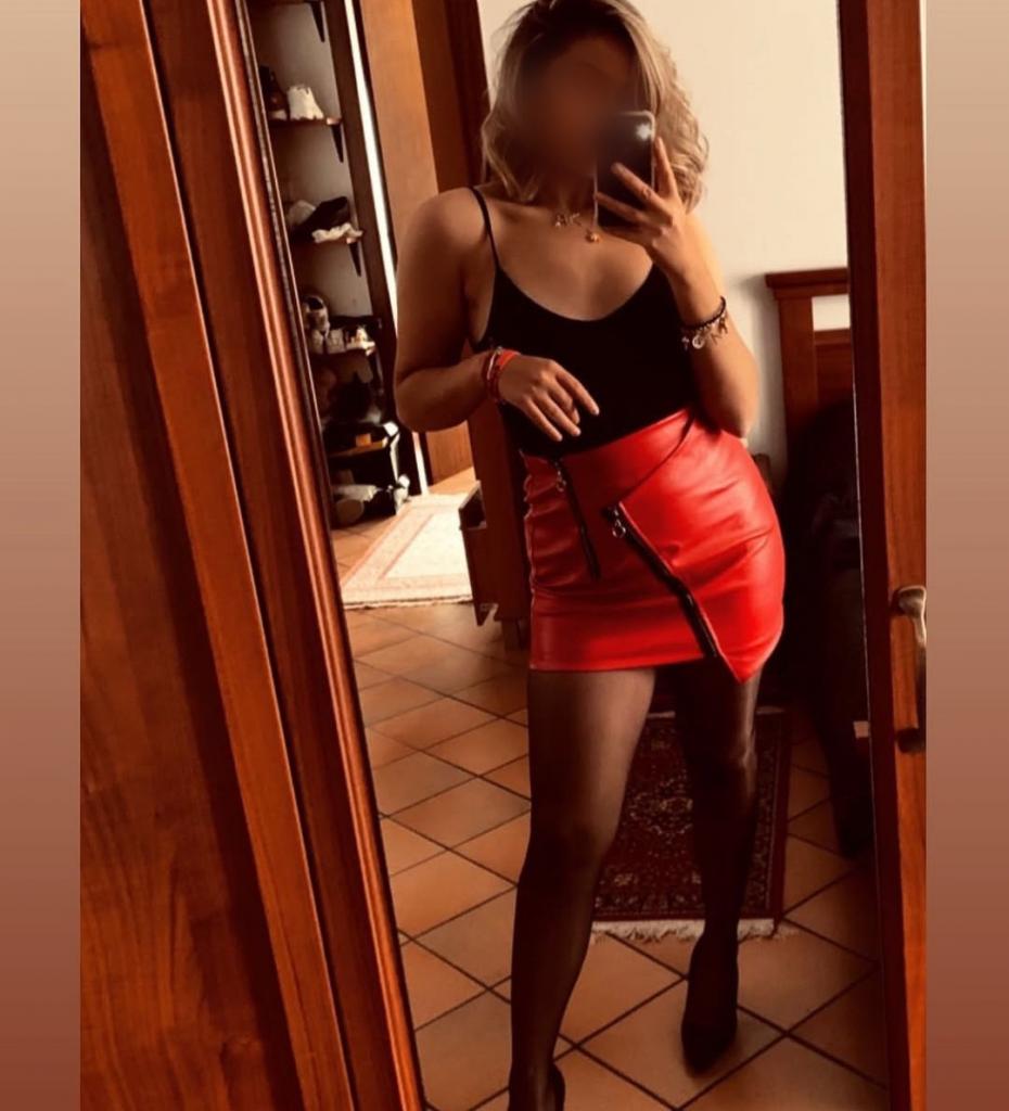 634087241: Chica busca chico en Madrid