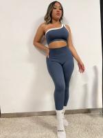 672828344: Chica busca chico en Valencia