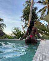 625935305: Chica busca chico en Cáceres