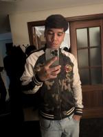 613540896: Chico busca chica en Valencia