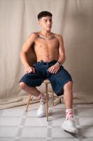 677499836: Chico busca chica en Madrid