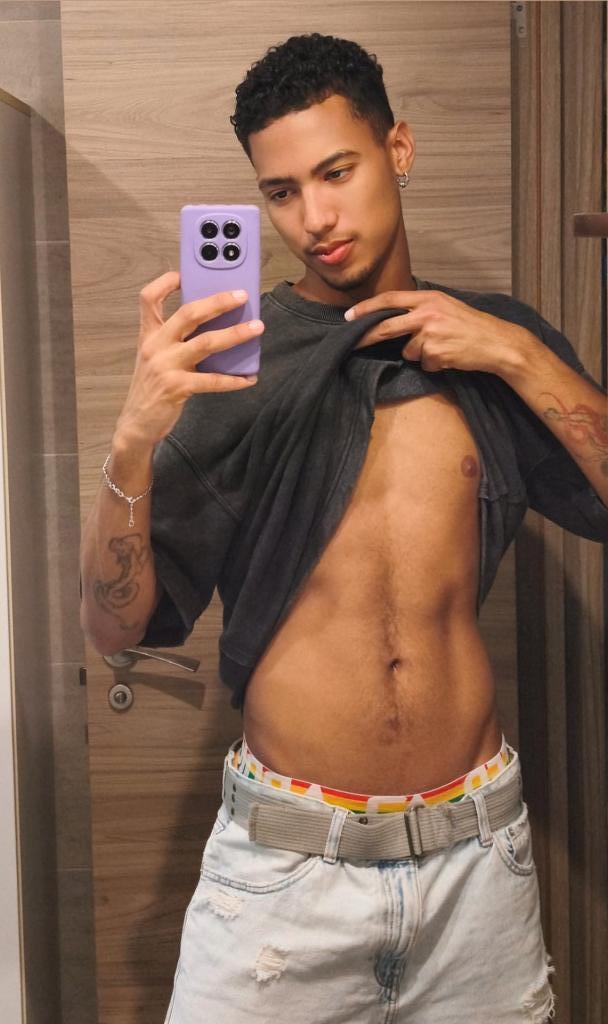 Chico busca chica en Málaga: 