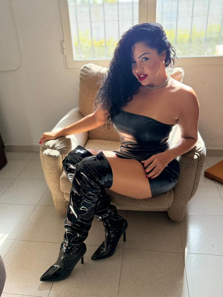 614760090: Chica busca chico en Albacete