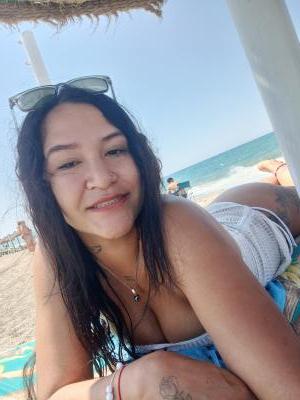 670696416: Chica busca chico en Murcia