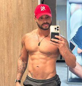 637468532: Chico busca chica en Madrid