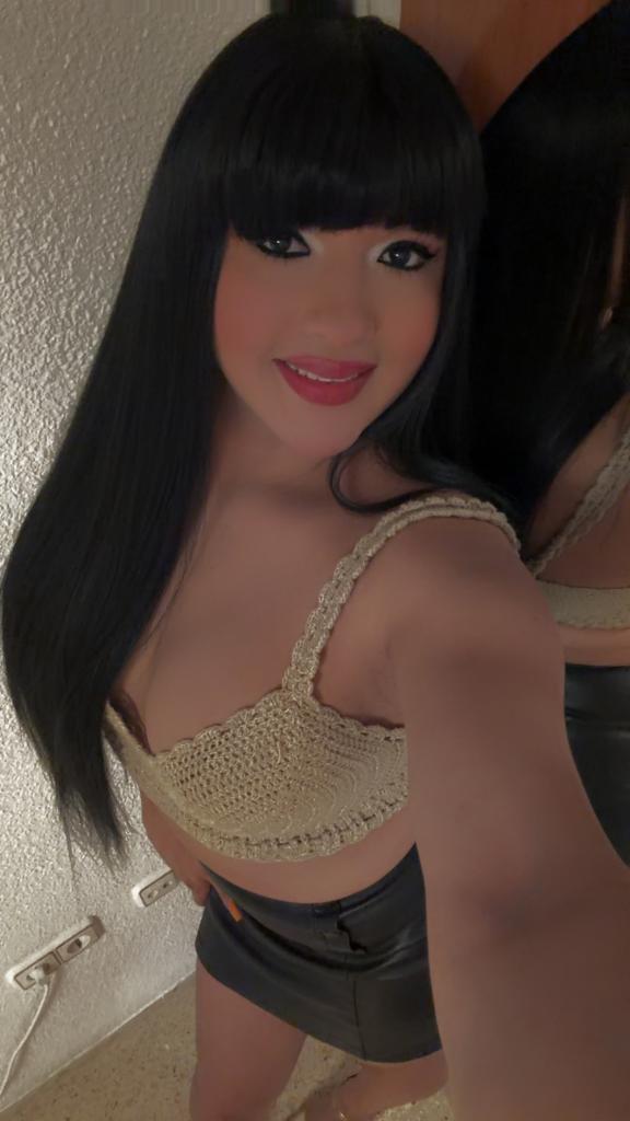 614692169: Transexual en Cádiz