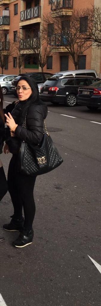 Chica busca chico en Teruel: 