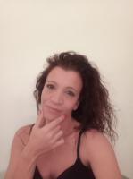 670225673: Chica busca chico en Barcelona