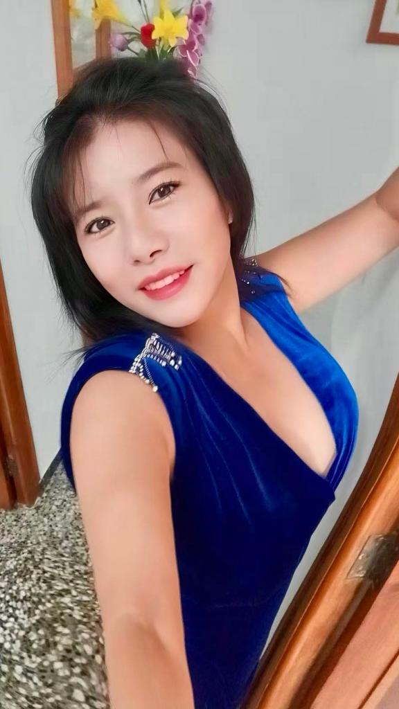 Chica busca chico en Alicante: Chica busca chico