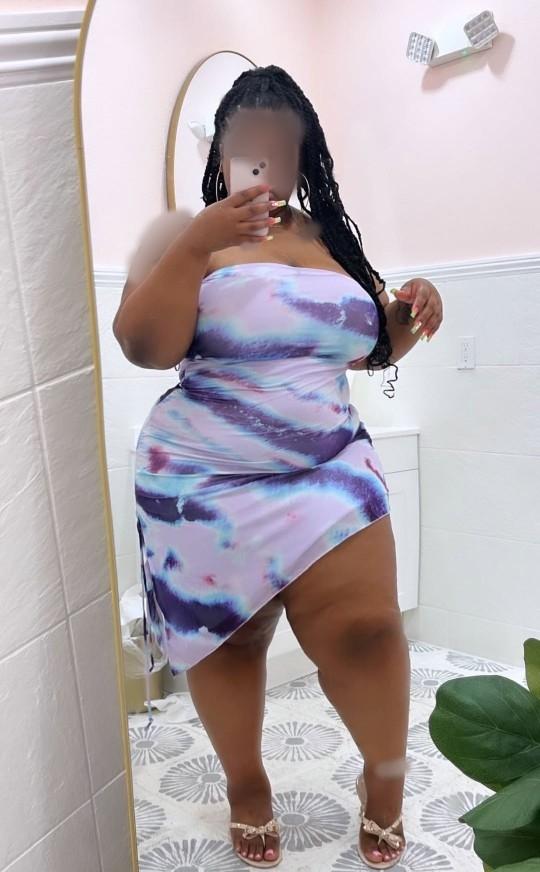 Chica busca chico en Huelva: 