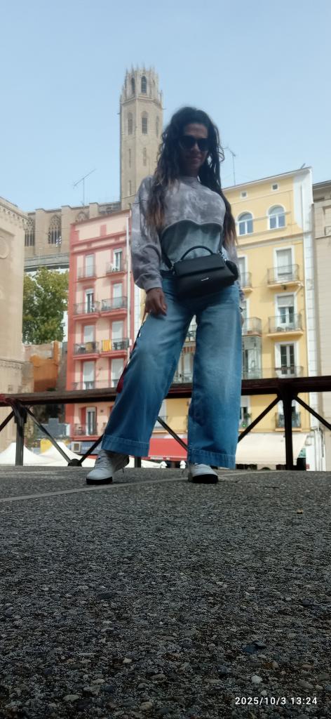 631009572: Transexual en Lérida