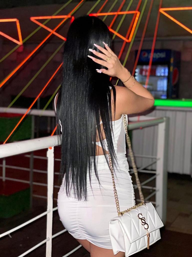 Chica busca chico en Cádiz: 