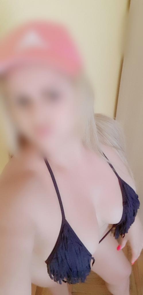 692805446: Chica busca chico en Pontevedra