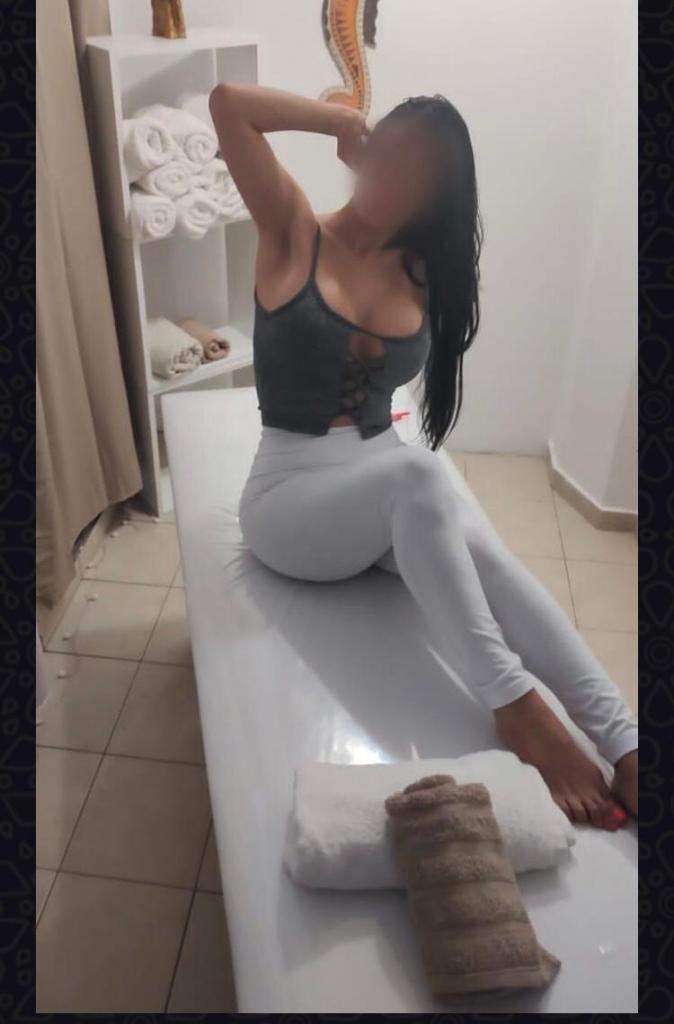 643244898: Chica busca chico en Alicante