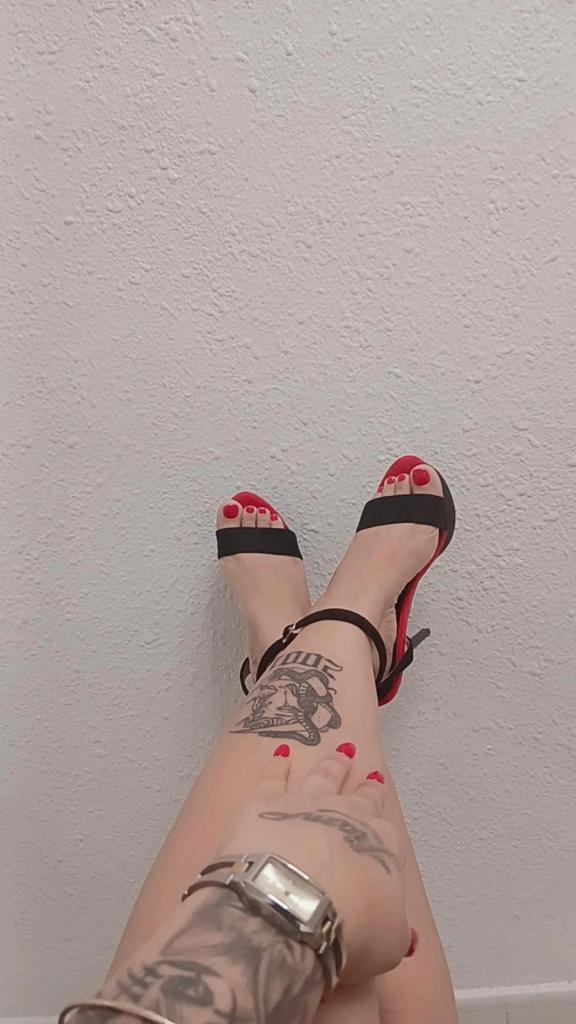 Chica busca chico en Tenerife: 