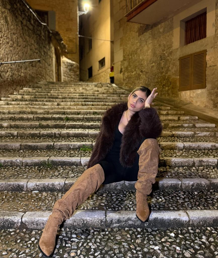 Chica busca chico en Mallorca: 