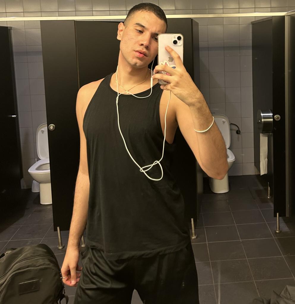 Chico busca chica en Alicante: Chico busca chica