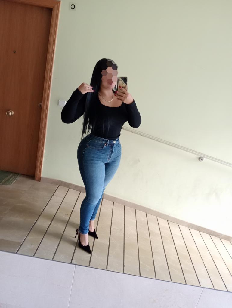 Chica busca chico en Valencia: Chica busca chico