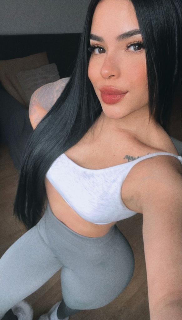 Chica busca chico en Cádiz: 