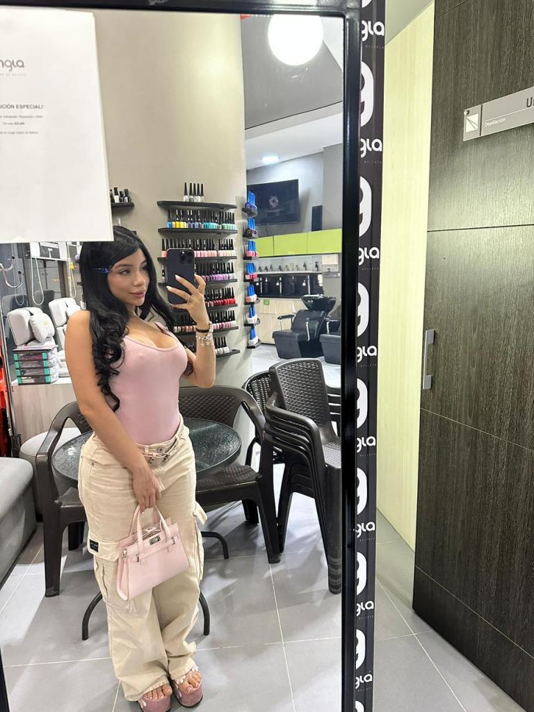 671115068: Chica busca chico en Zaragoza