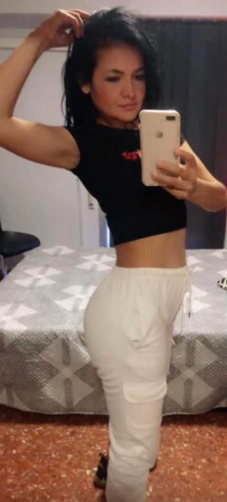 632933949: Chica busca chico en Valencia