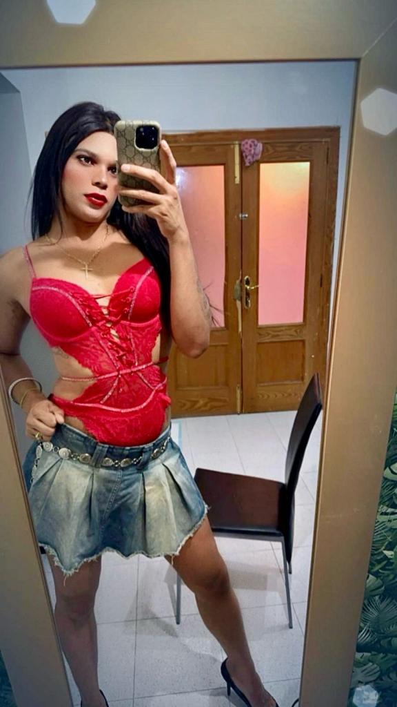 662108836: Transexual en Mallorca