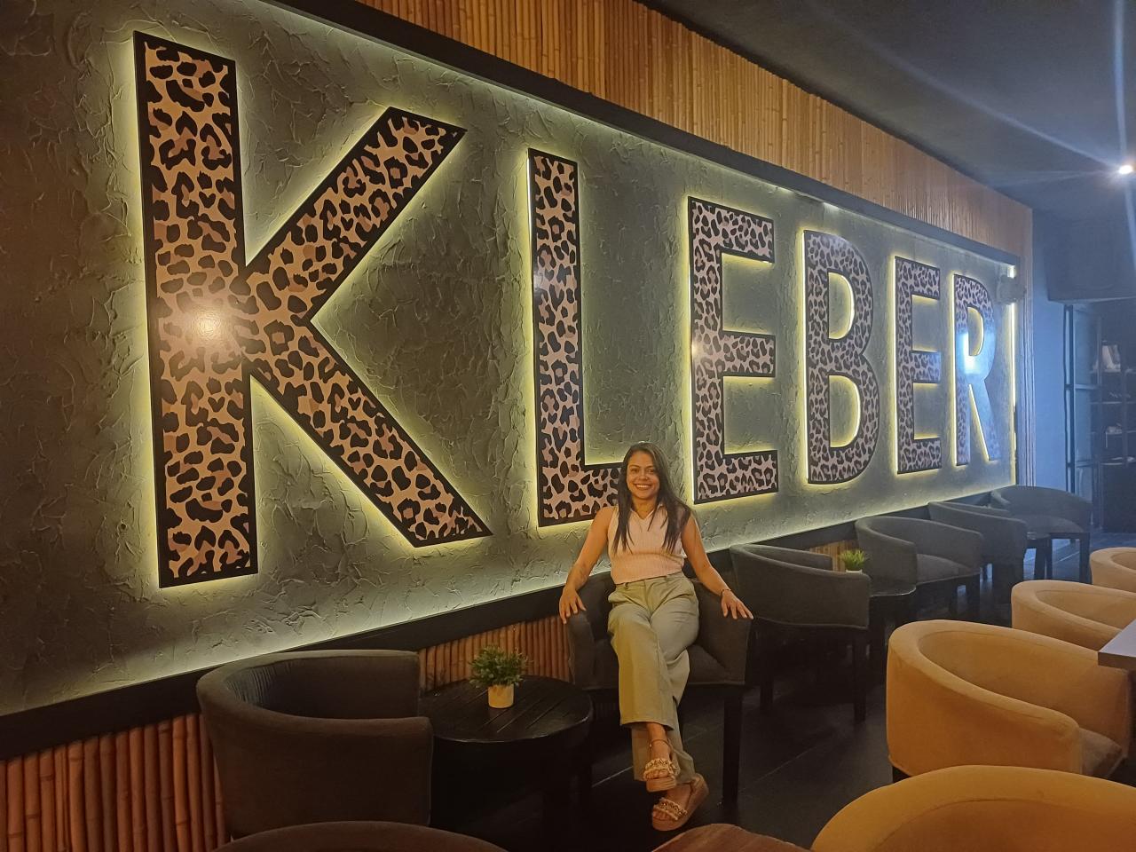 Chica busca chico en Almería: 