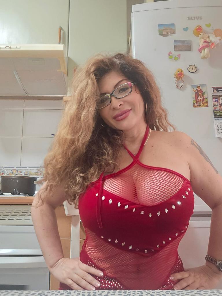 613059794: Chica busca chico en Valencia