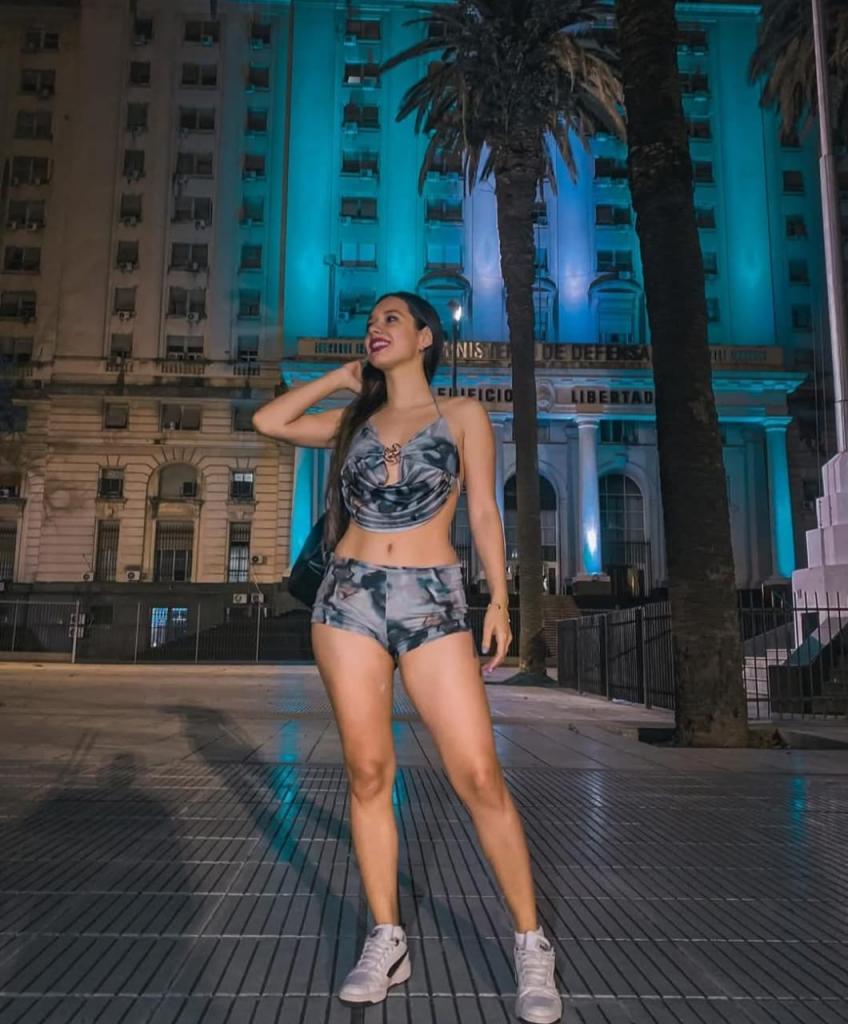 607232685: Chica busca chico en Las Palmas