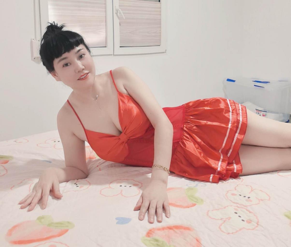 Chica busca chico en Alicante: 