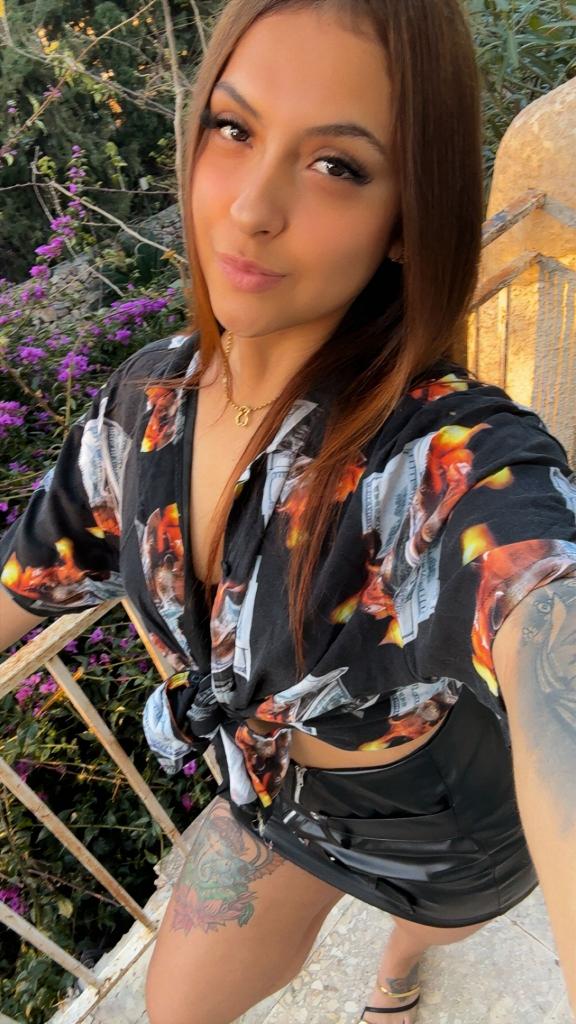 671086518: Chica busca chico en Mallorca