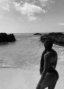 613282331: Chica busca chico en Pontevedra