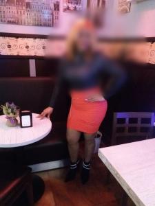 642043975: Chica busca chico en Asturias