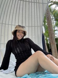 667640880: Chica busca chico en Málaga