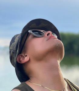 613611288: Chico busca chica en Sevilla