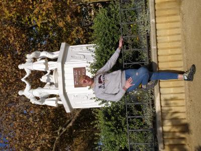 666913401: Chica busca chico en Barcelona