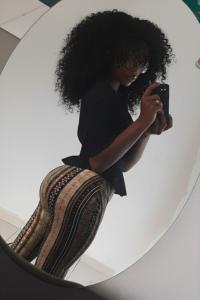 610356414: Chica busca chico en Barcelona