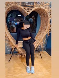 603751911: Chica busca chico en Barcelona