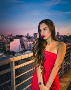 607232685: Chica busca chico en Las Palmas