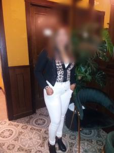 642043975: Chica busca chico en Asturias