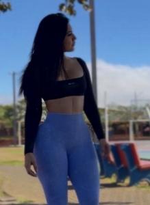 604293481: Chica busca chico en Alicante