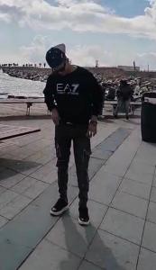 681875584: Chico busca chica en Pontevedra